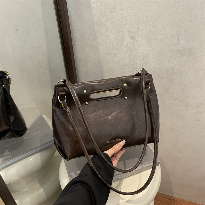 Damen Handtasche mit zeitlosem Design und hochwertiger Lederstruktur Nord Taschen