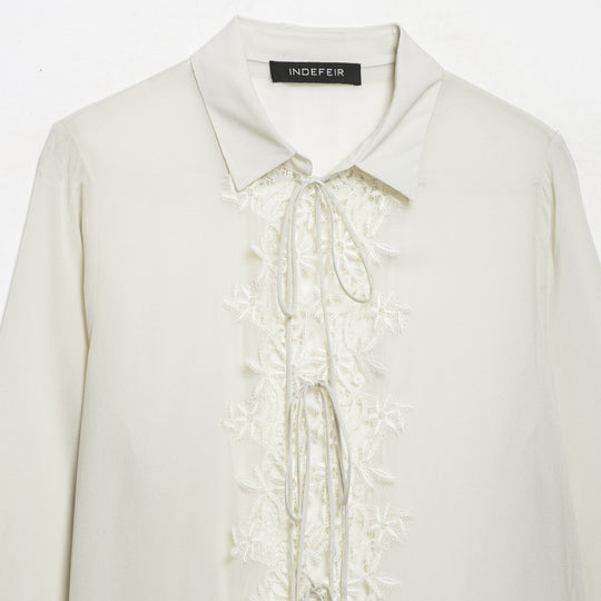 Damen Romantische Chiffon-Bluse mit Spitzenapplikation, Volant-Saum und Bindebändern Nord Taschen