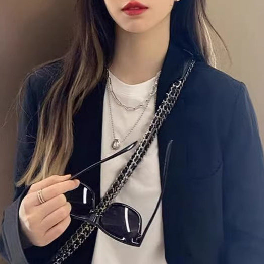 Damen Eleganter Kurzblazer mit subtiler Struktur Nord Taschen