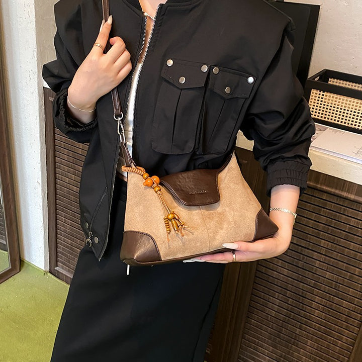 Damen Hobo-Tasche mit stilvollen Fransen-Details und hochwertigem Obermaterial Nord Taschen