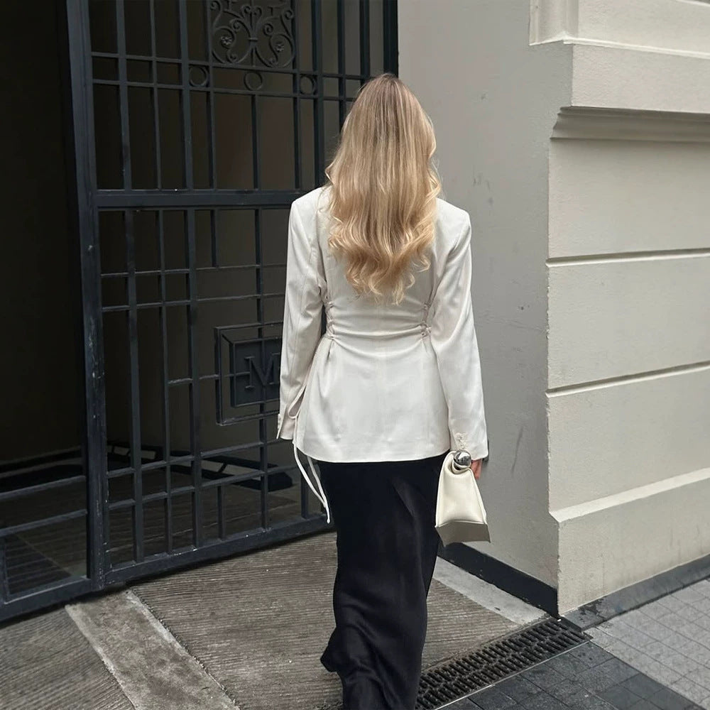 Damen taillierter Blazer mit tiefem V‑Ausschnitt, Zipperfront und Kordelzug-Detail Nord Taschen