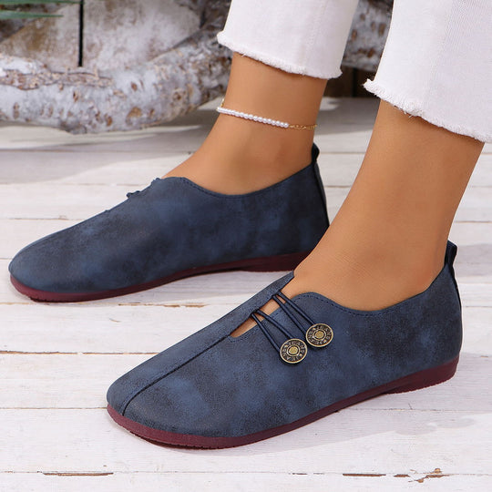 Damen  flache Slipper-Pantoletten aus Wildlederoptik mit elastischer Schnürung und dekorativem Zierknopf Nord Taschen