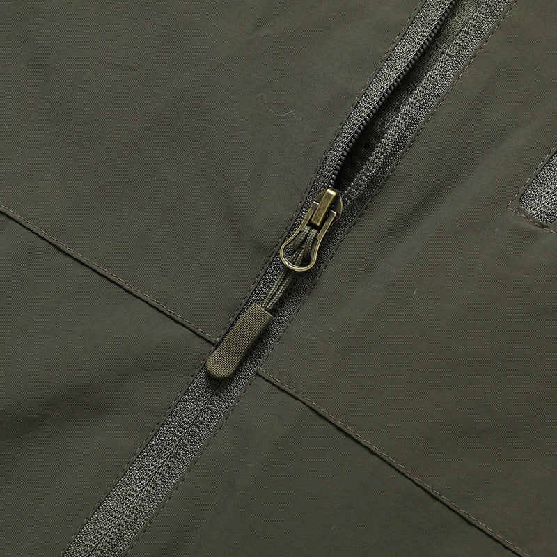 Herren Ultraleichte Allwetter-Outdoorjacke mit Kapuze atmungsaktivem Meshfutter und Reißverschlusstaschen Nord Taschen