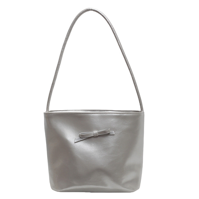 Damen Henkeltasche mit elegantem Schleifendetail und hochwertiger Lederoberfläche Nord Taschen