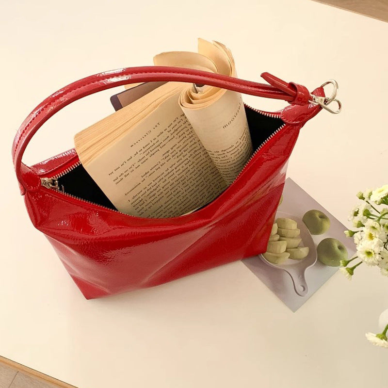 Damen Hobo-Tasche mit glänzender Oberfläche und modernem Design Nord Taschen