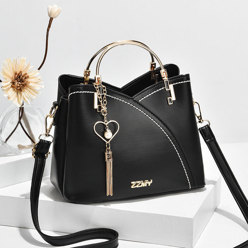 Damen Handtasche mit modernen Farbakzenten und eleganter Struktur Nord Taschen