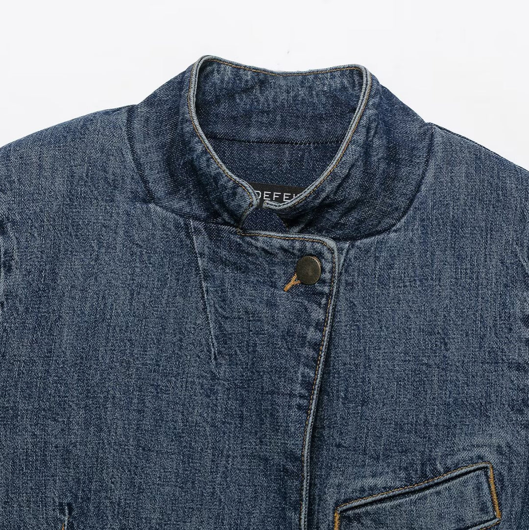 Damen Cropped Jeansjacke im Boxy-Cut mit Stehkragen und verdeckter Knopfleiste Nord Taschen