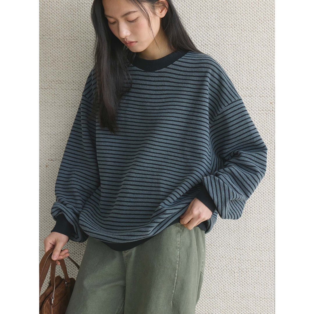 Damen Oversize Gestreifter Feinstrickpullover mit überschnittener Schulter Nord Taschen