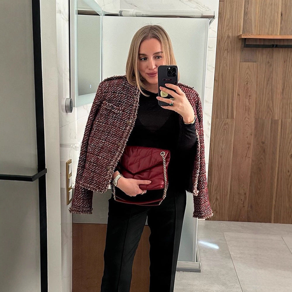 Damen Kurze Bouclé-Tweed-Jacke mit Fransenbesatz und Zierknöpfen Nord Taschen