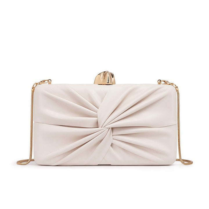 Damen Designer Clutch mit auffälligem Drapé von Nord Taschen