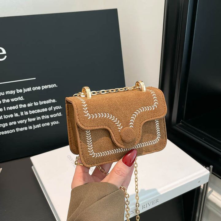 Damen Mini-Henkeltasche mit elegantem Steppmuster und goldenen Akzenten Nord Taschen