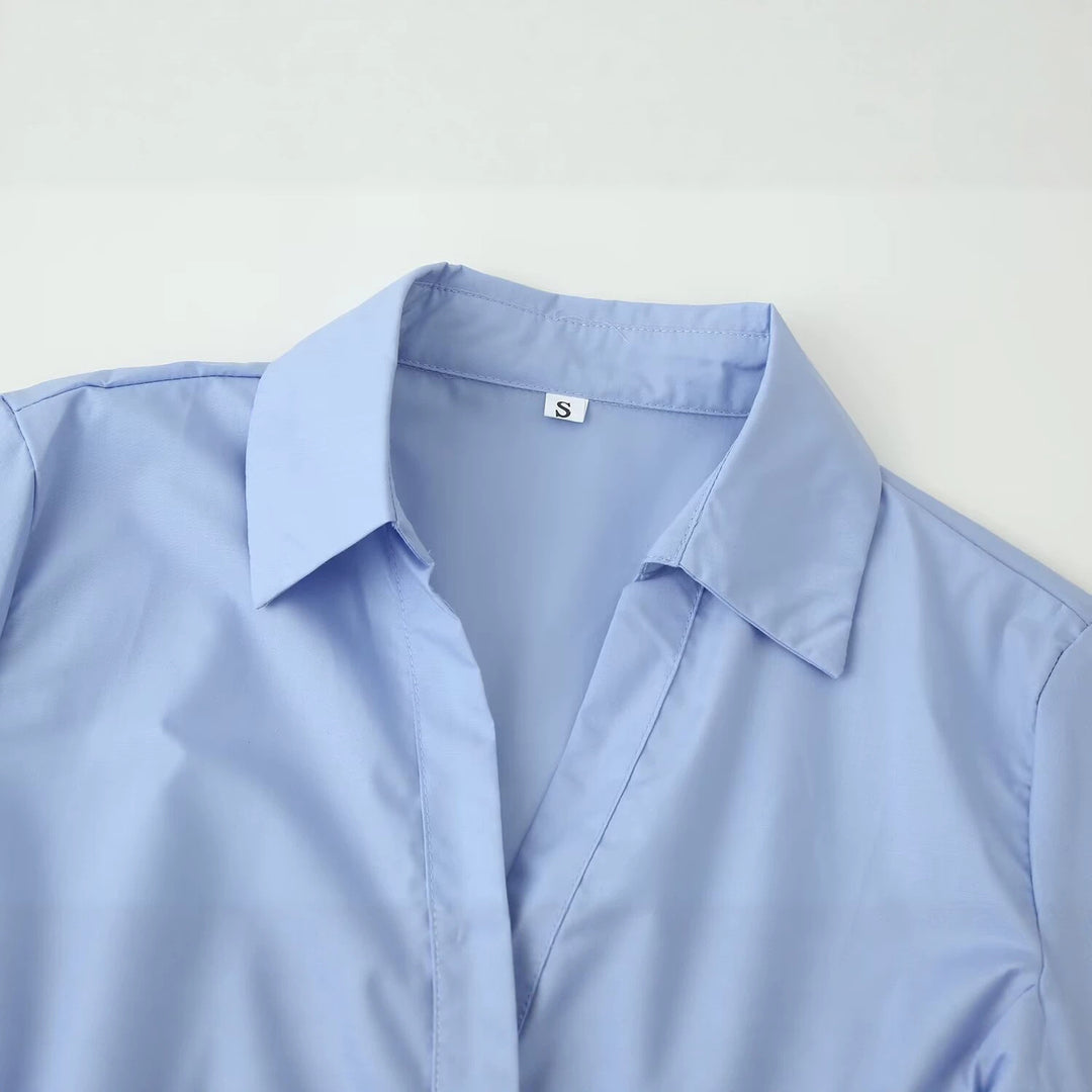 Damen Lässige Hemdbluse mit Tunnelzugtaillierung, Kentkragen und durchgehender Knopfleiste Nord Taschen