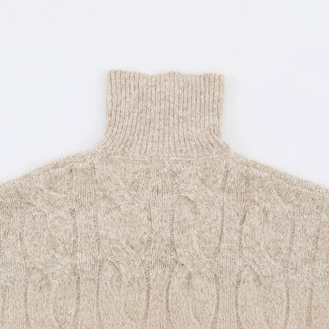 Damen Grobgestrickter Longpullover mit Zopfmuster und halbhohem Reißverschlusskragen Nord Taschen