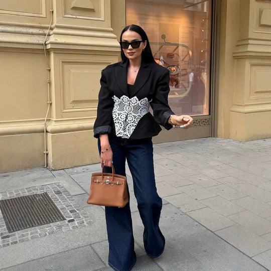 Damen Zweiteiliges Anzugset mit tailliertem Blazer, Spitzen‑Corsage und weiter Palazzohose Nord Taschen