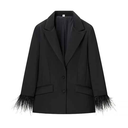 Damen Schicker taillierter Blazer-Hosenanzug mit Federbesatz an Manschetten Nord Taschen