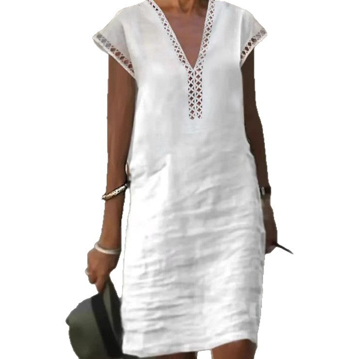 Damen Leichtes Leinenkleid mit V-Ausschnitt und dezenten Cut-Out-Verzierungen
