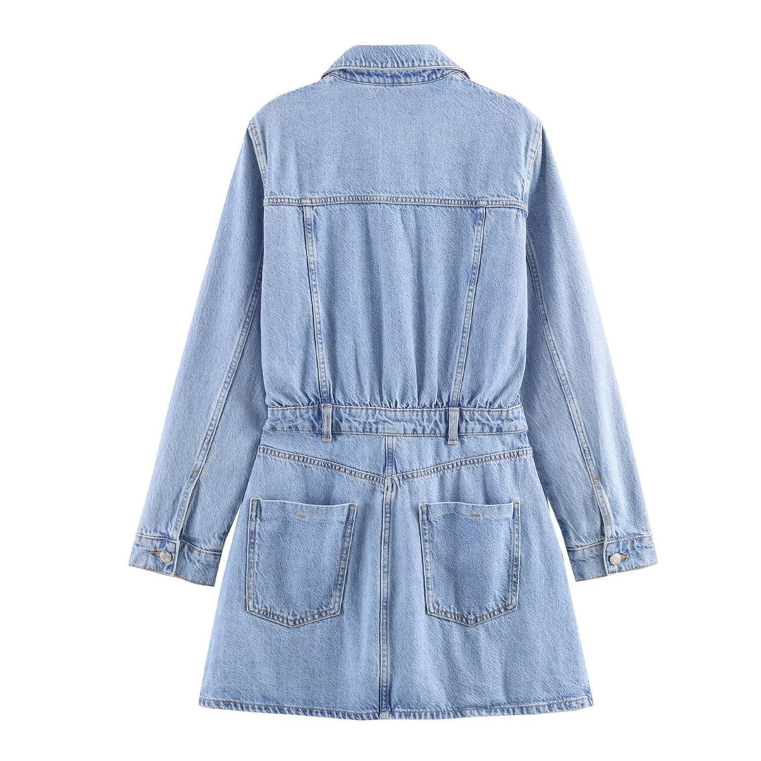 Damen Tailliertes Jeanskleid mit Bindegürtel, Hemdblusenkragen und Pattentaschen Nord Taschen