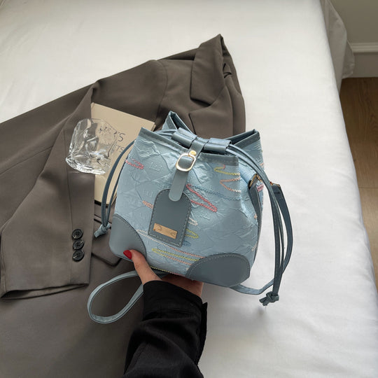 Damen Beuteltasche mit grafischem Muster Nord Taschen