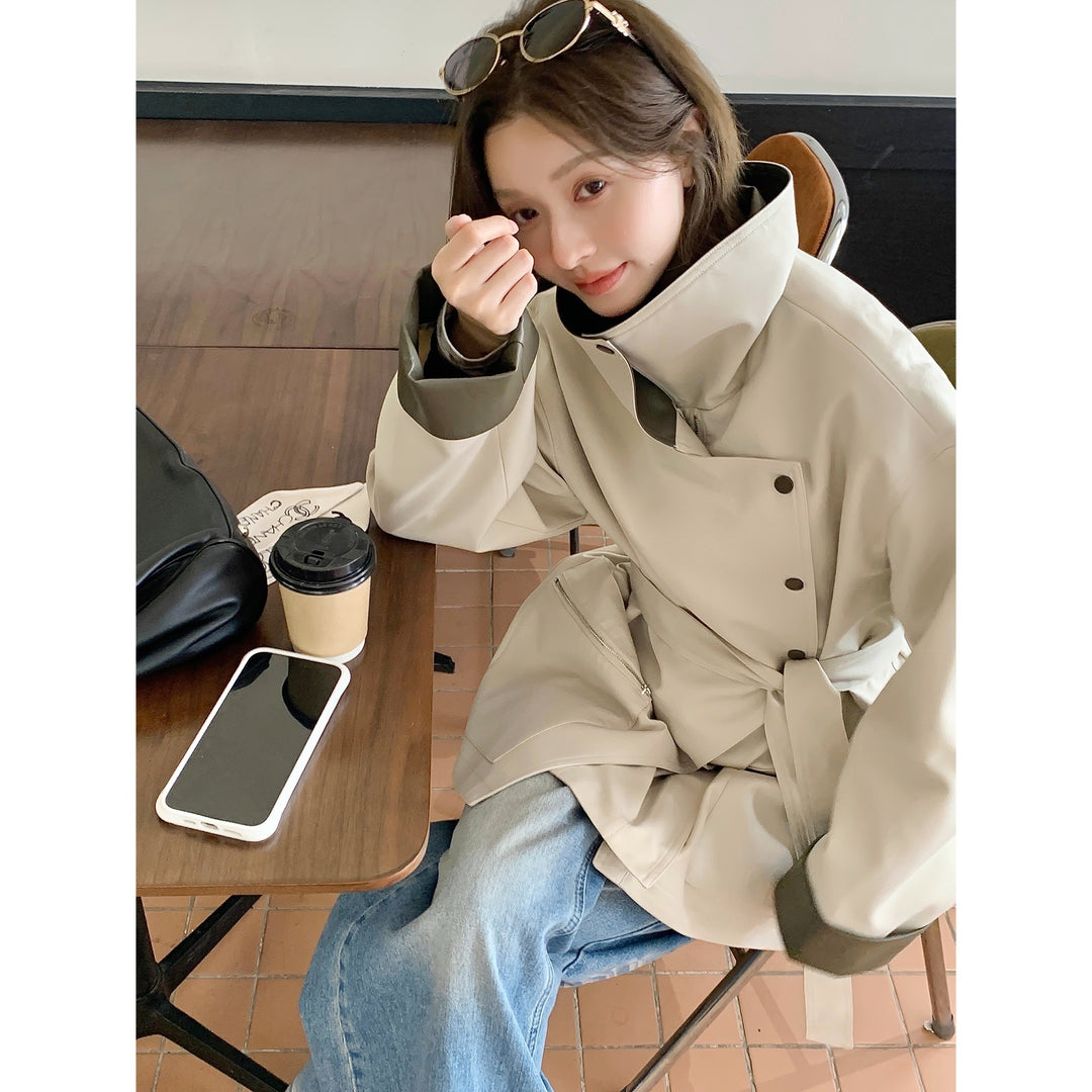 Damen Oversized Trenchcoat mit kontrastierenden Lederbesätzen und Reißverschluss Nord Taschen