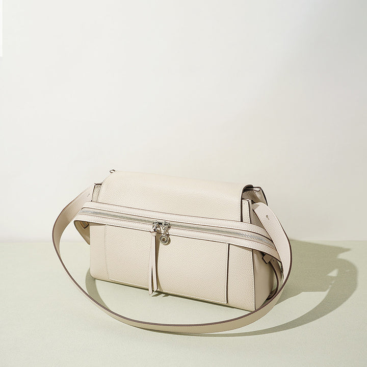 Damen modische Handtasche mit praktischer Reißverschlussöffnung Nord Taschen
