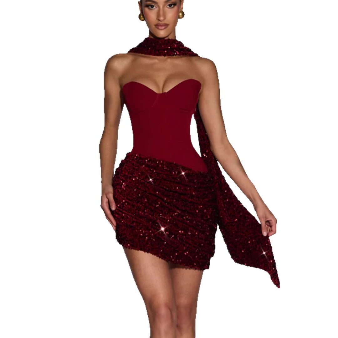 Damen Glamouröses Minikleid mit figurbetontem Bustier-Oberteil und eindrucksvollem Paillettenrock Nord Taschen