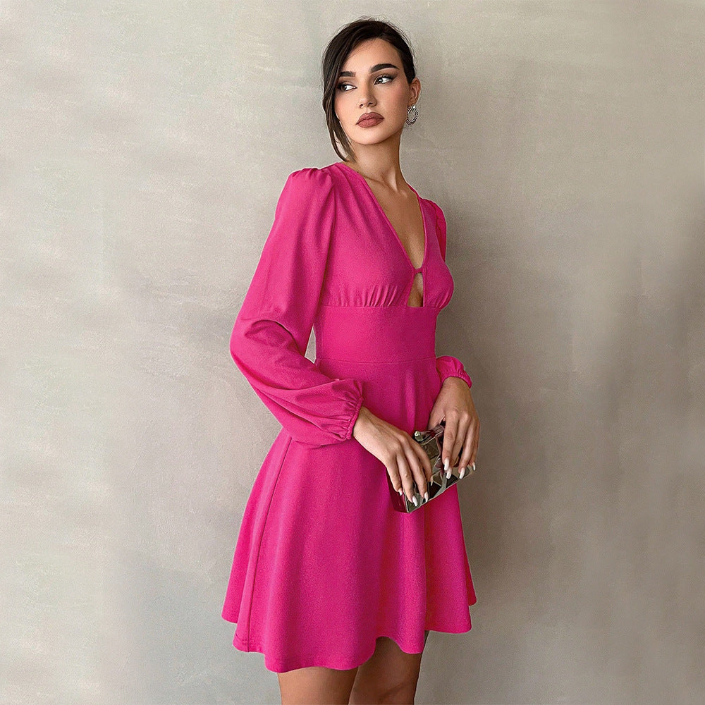 Damen kurzes A-Linien-Minikleid mit V-Ausschnitt und kleinem Ausschnittdetail, Empire-Taille und Ballonärmeln Nord Taschen