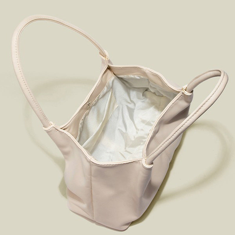Damen Tragetasche aus hochwertigem Kunstleder mit eleganter Silhouette Nord Taschen