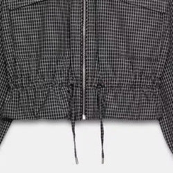 Damen Kurzjacke mit Taillenzug, Stehkragen und aufgesetzten Taschen Nord Taschen