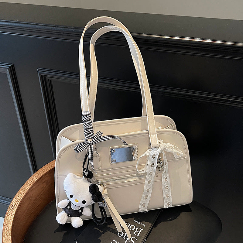 Damen modische Handtasche mit stilvollen Anhängern Nord Taschen