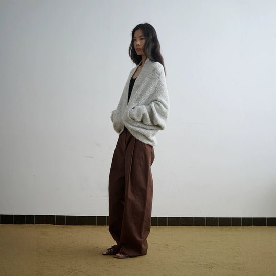Damen Oversized Bouclé-Strickcardigan mit Schalkragen und aufgesetzten Taschen Nord Taschen