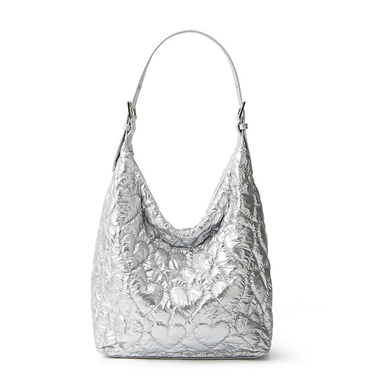 Damen Hobo-Tasche mit glänzender Oberfläche und herzförmigem Steppmuster Nord Taschen