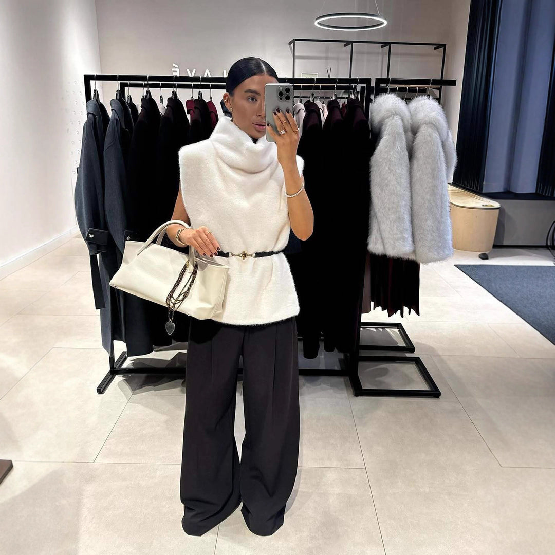 Damen Ärmellose Kunstfell-Weste mit Rollkragen und Taillengürtel Nord Taschen