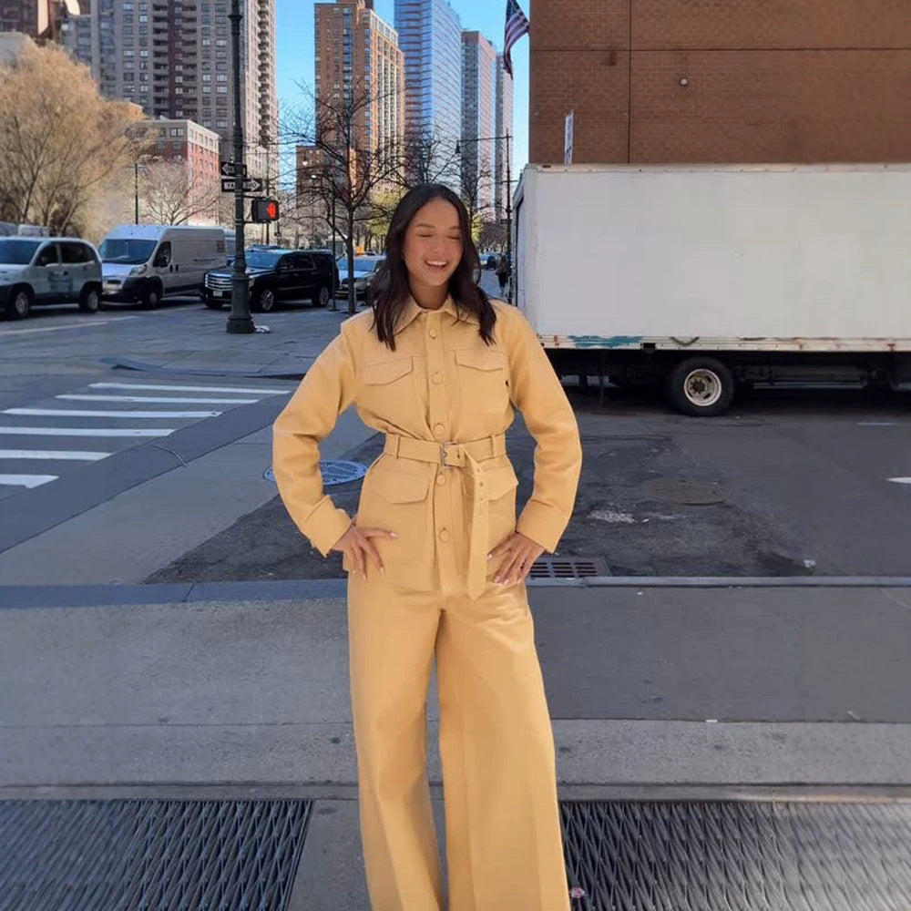 Damen Taillierte Utility-Jacke im Safari-Stil mit breitem Bindegürtel und Pattentaschen Nord Taschen