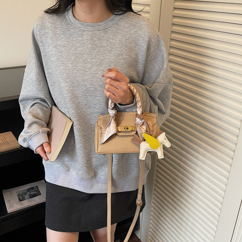 Damen modische Handtasche mit stilvollem Halstuch-Design Nord Taschen