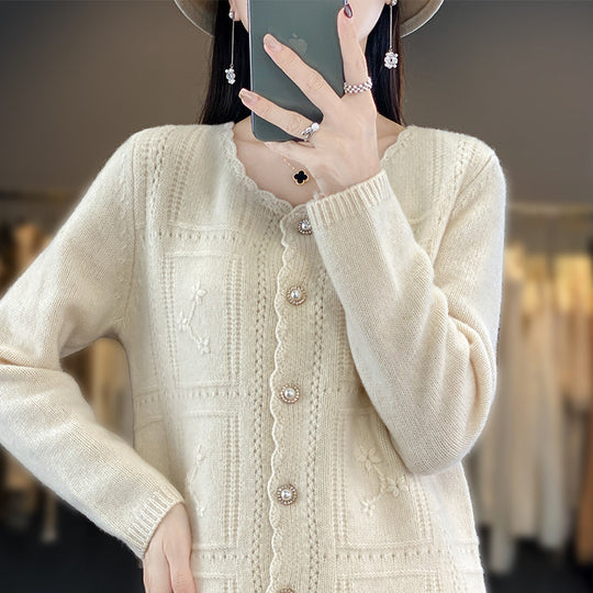 Damen Verzierter Strickcardigan mit Perlenknöpfen und Ajour‑Stickerei Nord Taschen