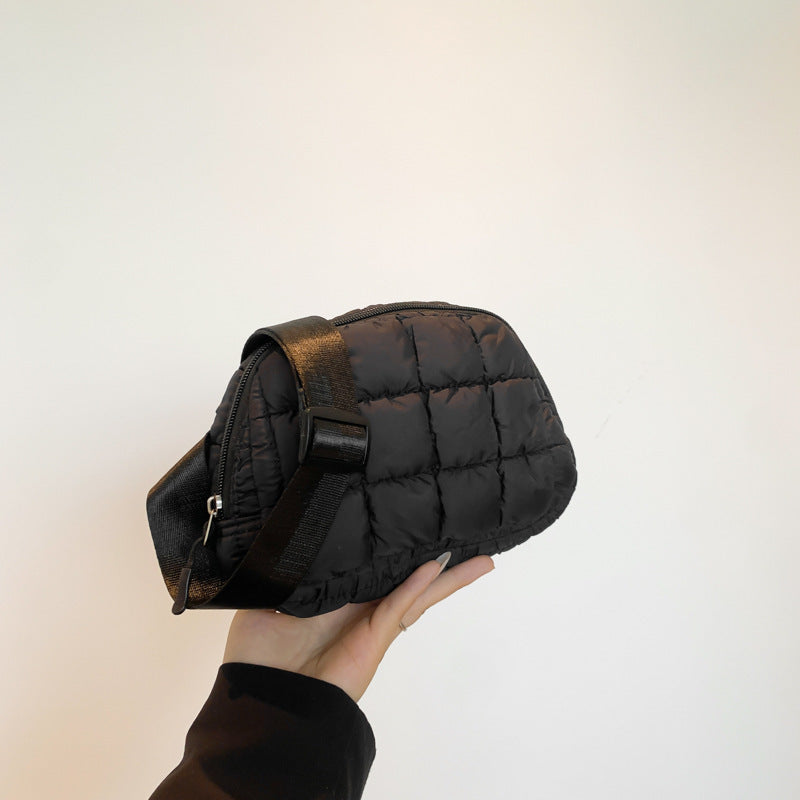 Damen praktische Umhängetasche mit gestepptem Design Nord Taschen
