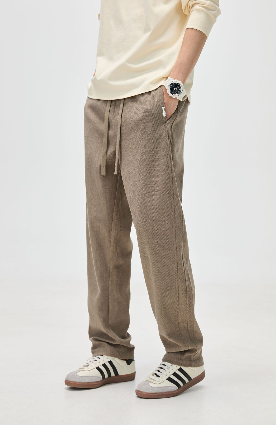 Herren Cordhose mit Kordelzug und geradem Bein Nord Taschen