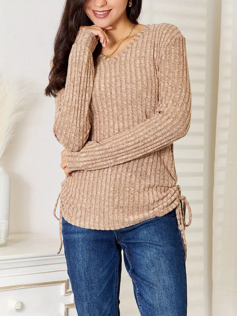 Damen Geripptes Feinstrick-Longsleeve mit V‑Ausschnitt und seitlichem Kordelzug Nord Taschen