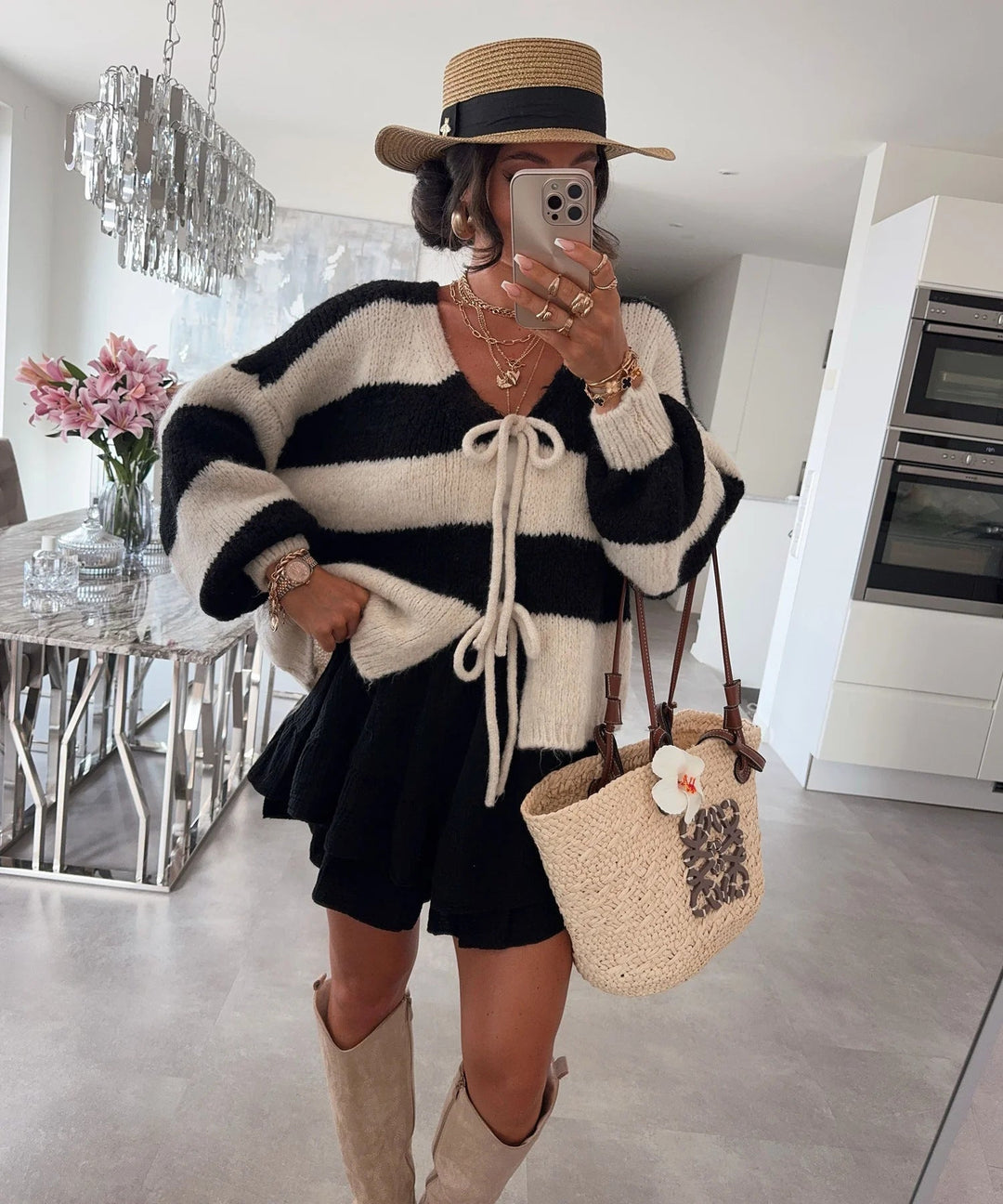 Damen lockere Strickjacke mit breiten Streifen und Bindegürtel