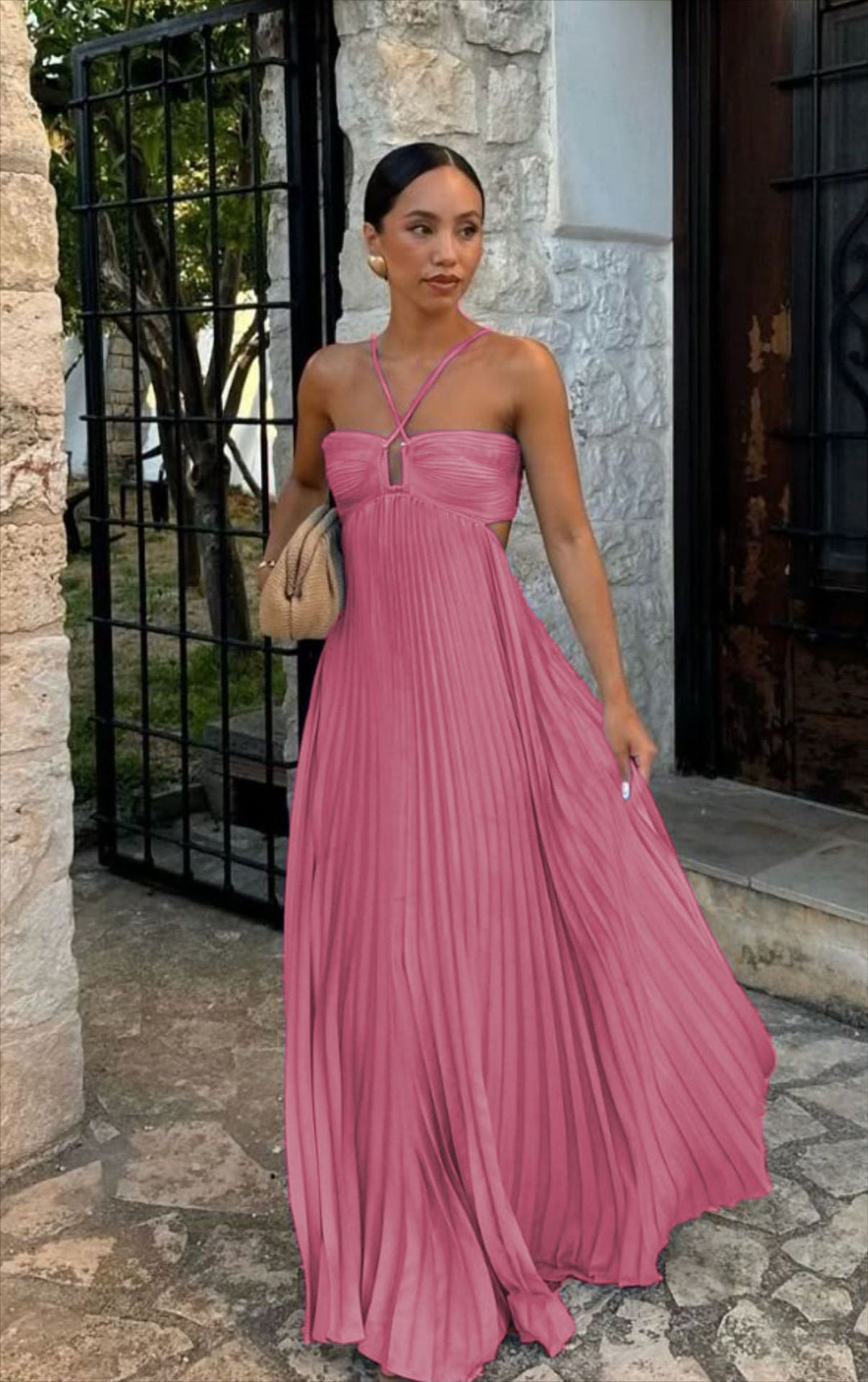 Damen Plisseekleid mit schulterfreiem Design und raffinierten Trägerdetails