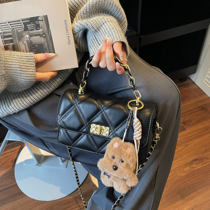 Damen elegante Handtasche mit charmantem Teddybär-Anhänger Nord Taschen