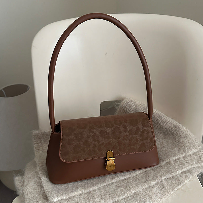 Damen Umhängetasche mit floralem Muster und elegantem Klappenverschluss Nord Taschen