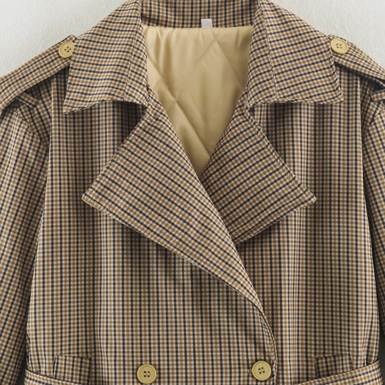 Damen Kurztrenchjacke im Karo-Look mit Taillengurt, Schulterriegeln und gesteppter Innenfütterung Nord Taschen