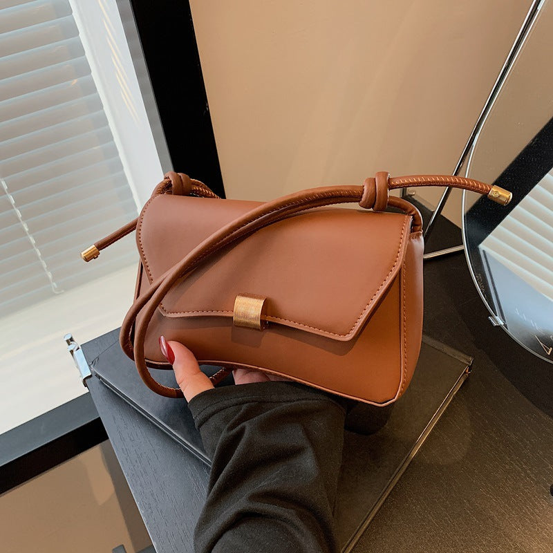 Damen Designer Umhängetasche mit elegantem Verschluss Nord Taschen
