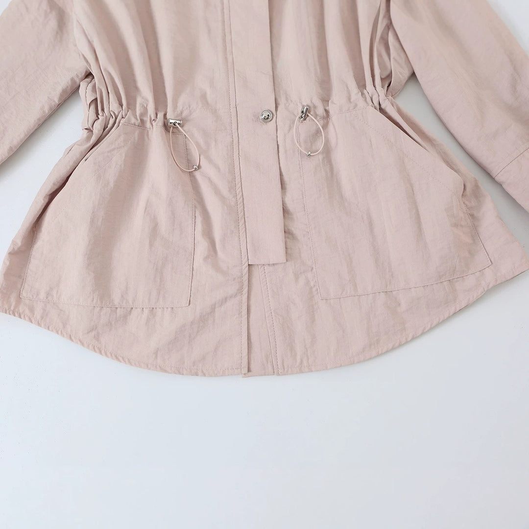 Damen Taillierte Windjacke mit Tunnelzug, Stehkragen und Ballonärmeln Nord Taschen