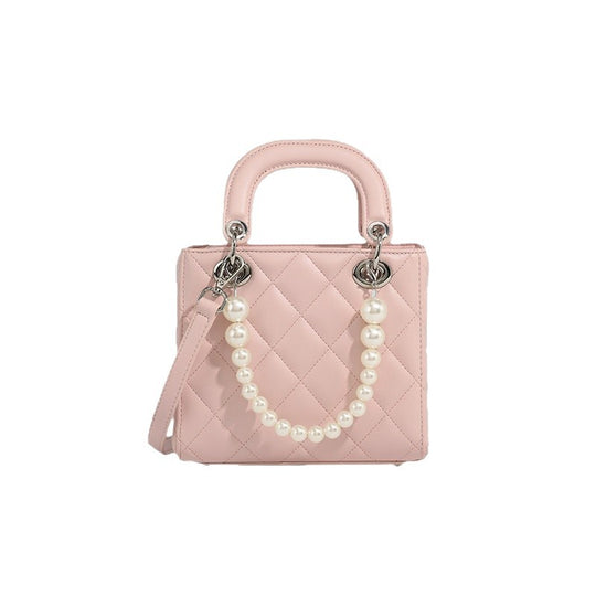 Damen Mini-Handtasche mit perlenverzierter Kette und quiltetem Design Nord Taschen