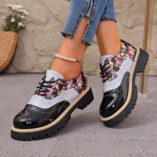 Damen nan florale Brogue-Schnürschuhe mit mehrlagigem Materialmix und profilierter Gummisohle Nord Taschen