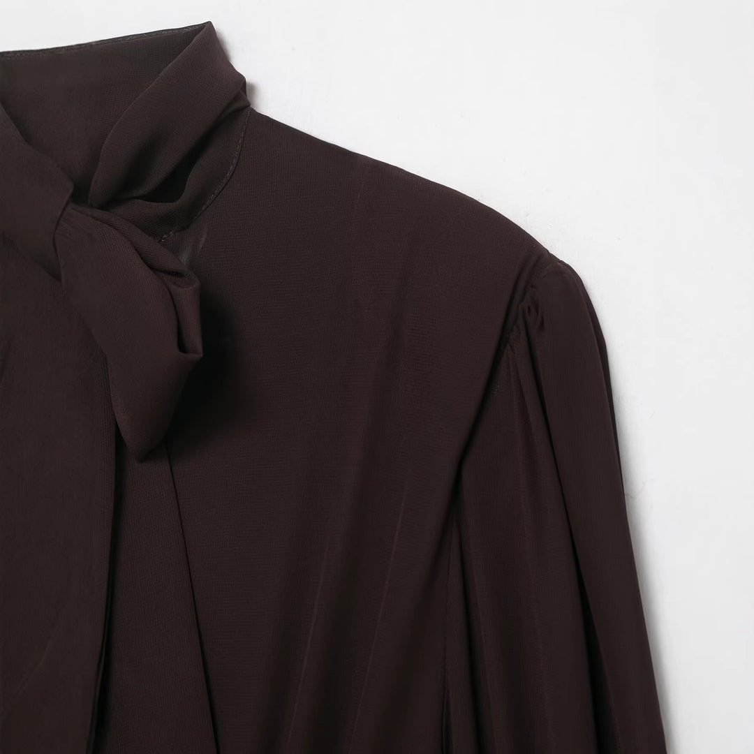 Damen Midikleid mit Schleifenkragen und plissierten Ballonärmeln Nord Taschen