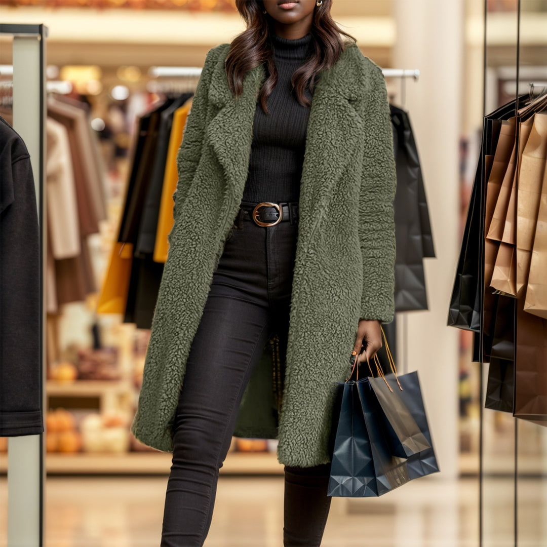 Damen Langer Teddy-Mantel aus Kunstfell mit Oversize-Schnitt und Schalkragen Nord Taschen