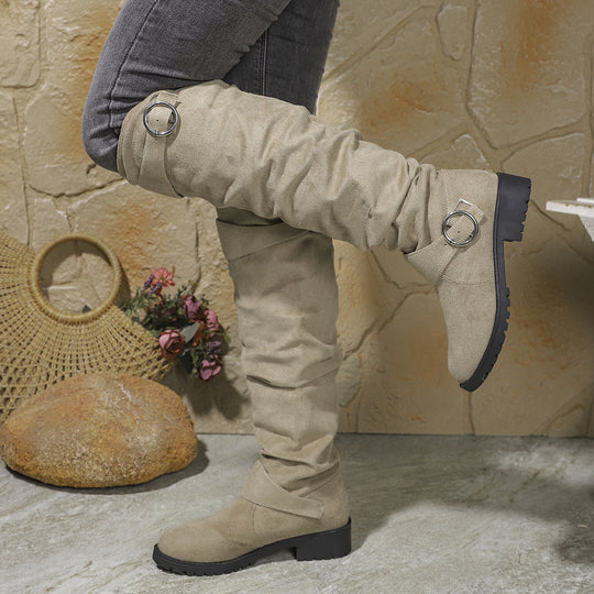 Damen kniehohe Slouch-Stiefel aus Wildlederoptik mit dekorativer Schnalle und rutschfester Profilsohle Nord Taschen